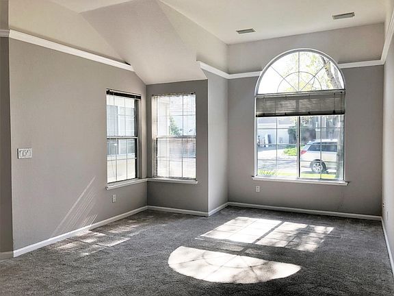5th image of 8648 Carlin Ave