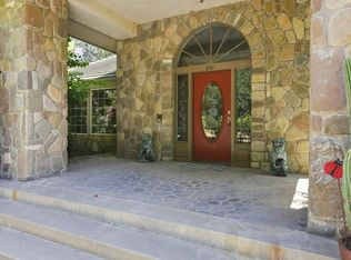 921 Shokat Dr, Ojai, CA 93023