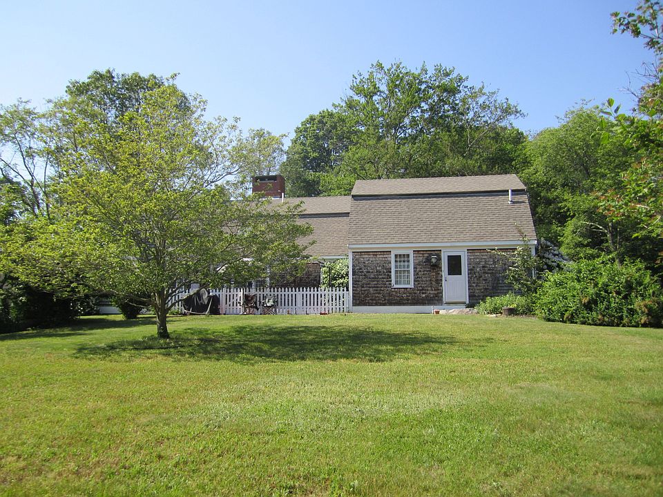 90 Woodlawn Ave, Bristol, RI 02809 Zillow