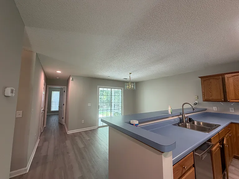 108 Linda Kay Ct — Photo 3