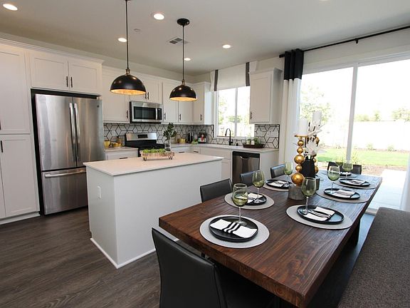 3rd image of 1109 Pearl Dr #1-7