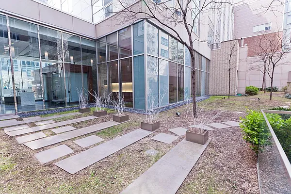 Rented by Evans Real Estate | media 42