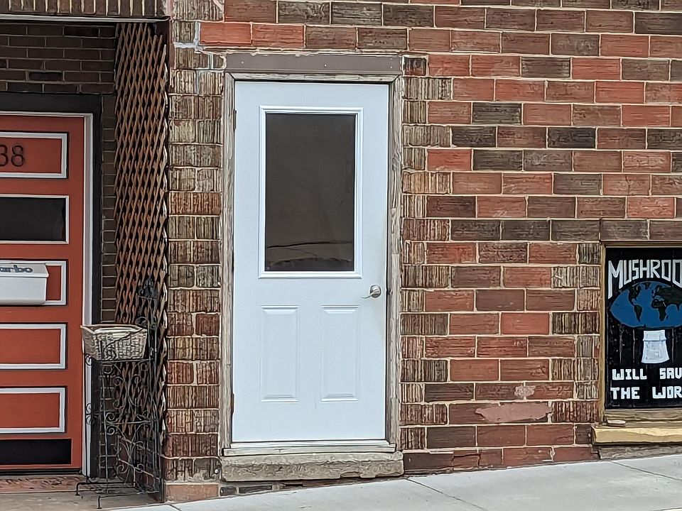 2nd image of 275 N Main St