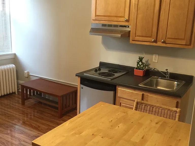 1324 Locust St — Photo 33