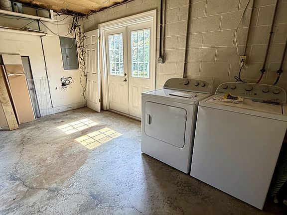 5th image of 226 Bryant Rd