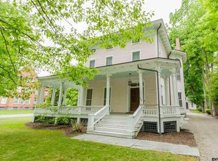 695 N Broadway, Saratoga Springs, NY 12866