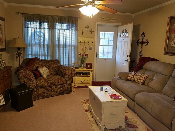 5th image of 850 Jeanette St