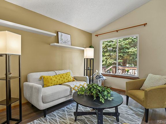 5th image of 2957 W Rowland Avenue