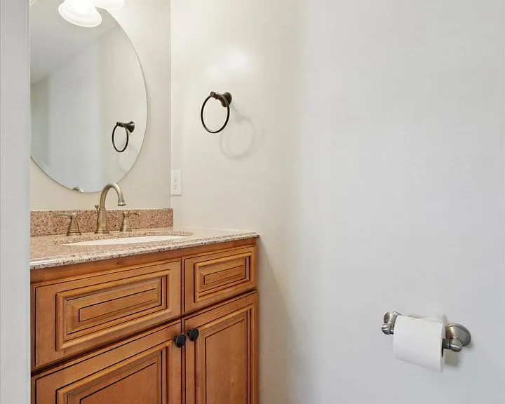 113 S Worthington St — Photo 7