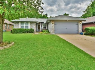 12540 Ridgegate Rd, Yukon, OK 73099