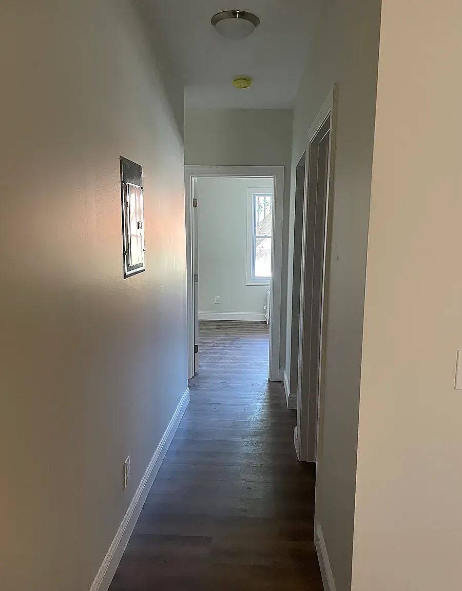 1 bed, 750 sqft, $1,000 — Photo 3