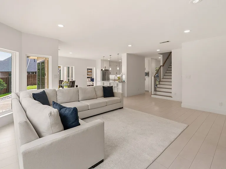 4805 Mill Creek Dr — Photo 8