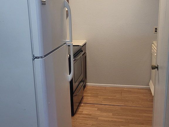 4th image of 410 Daughtrey Ave #1917