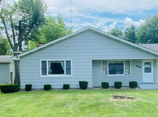 406 E Bates St, Hebron, IN 46341