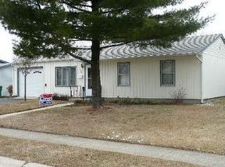 434 Camden Ave, Romeoville, IL 60446