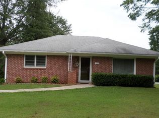 219 James St, Winder, GA 30680
