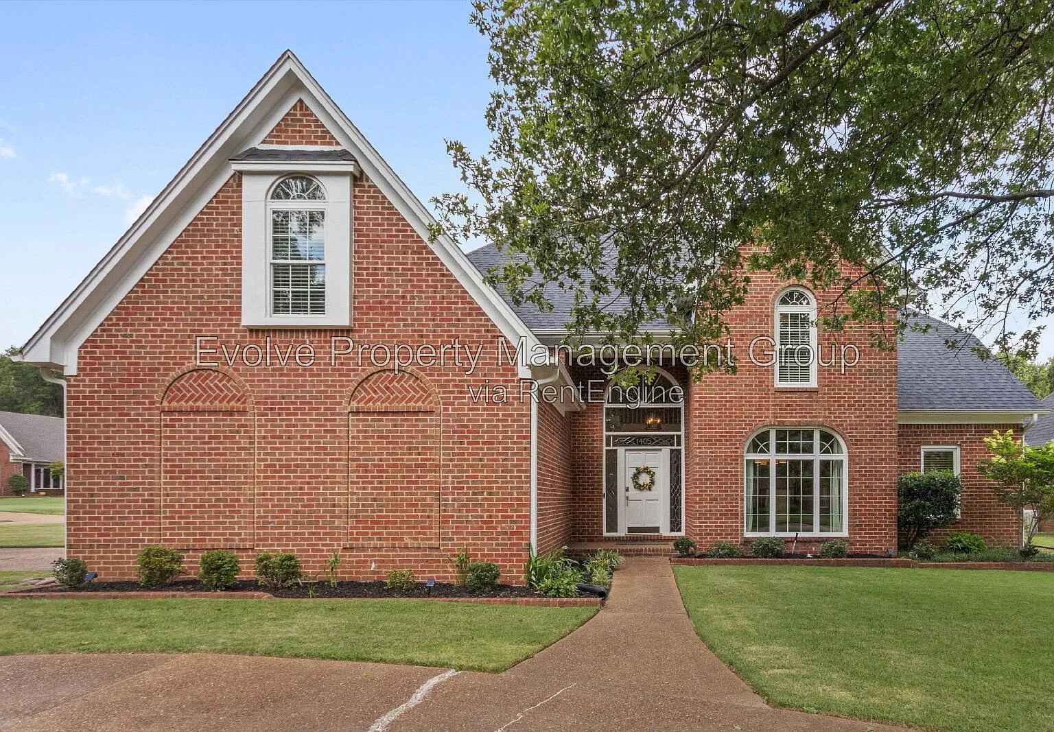 5 bed, 4.0 bath, 3938 sqft, $3,750 — Photo 1