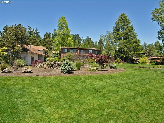 4th image of 11545 SW Majestic Ln Unit 6