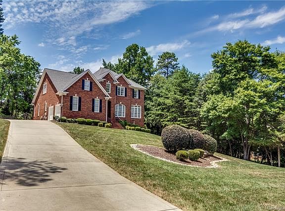5th image of 16400 Riverpointe Dr