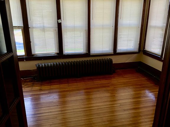 2nd image of 49 Englewood Ave