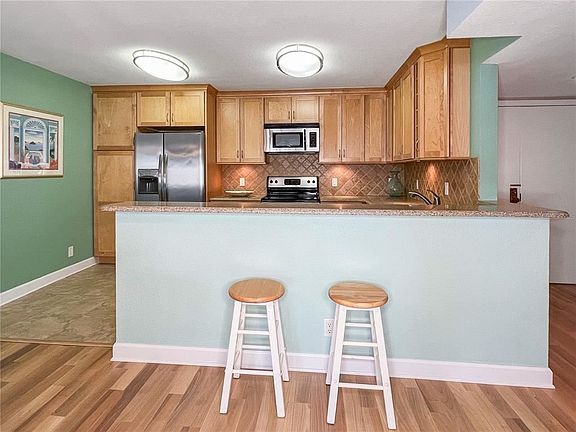 4th image of 1460 Gulf Blvd APT 712