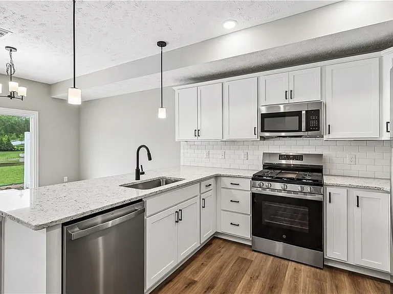 3528 Bushwillow Dr — Photo 10