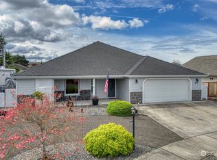 405 E Willow St, Sequim, WA