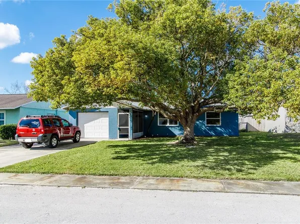 5121 Larch Ln, New Port Richey, FL 34653