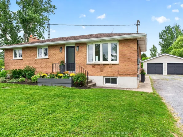 62 Haig Rd, Leeds And The Thousand Islands, ON K7G 2V4