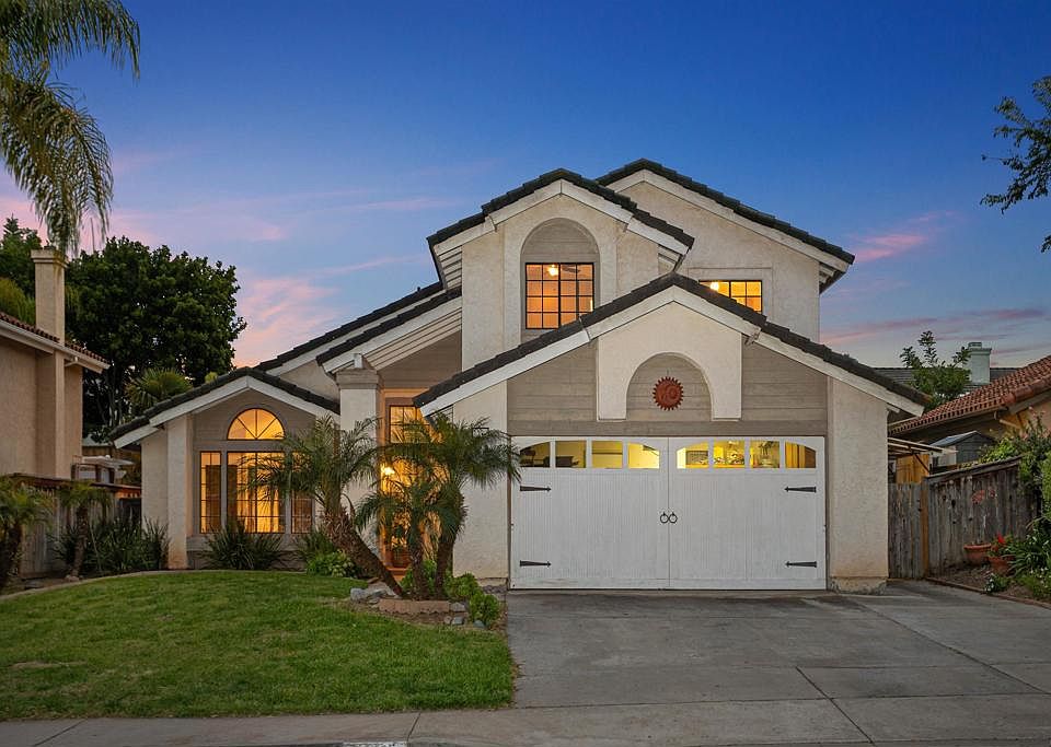 1st image of 1122 Casa Bonita Way
