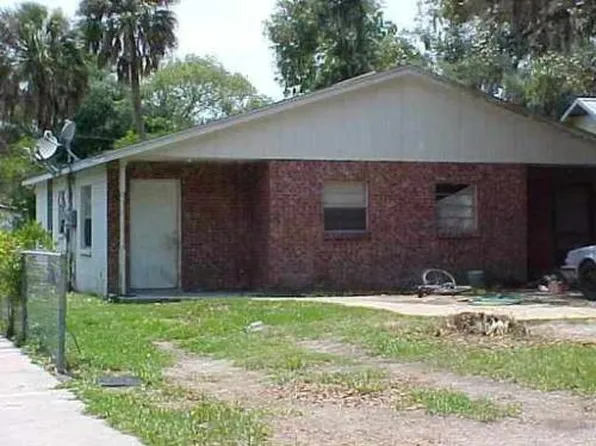 4749 6th St, Zephyrhills, FL 33542