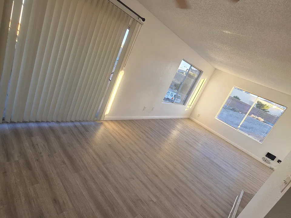 1061 May Ln #3