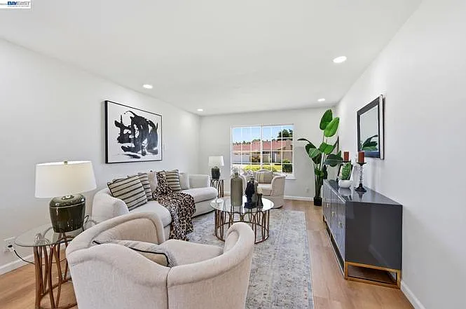 46718 Bradley St — Photo 3