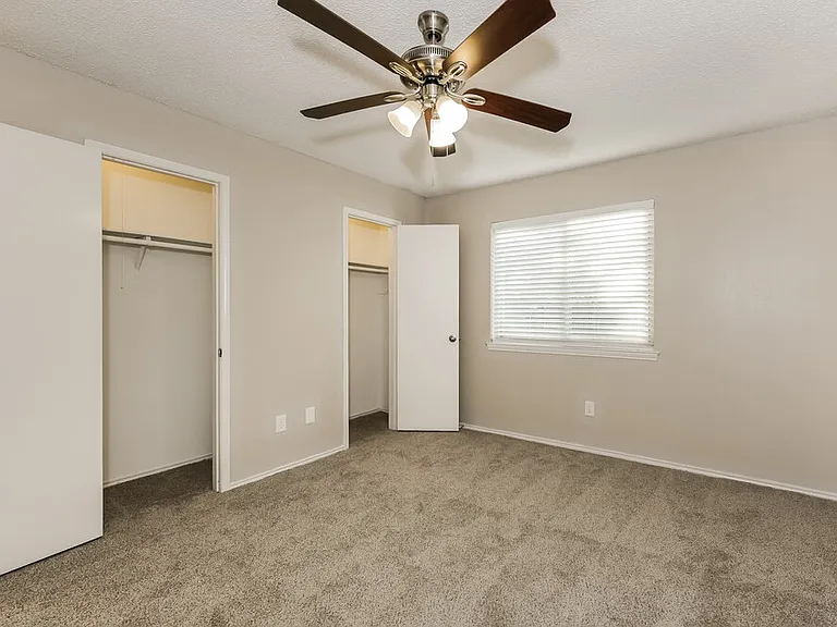6004 Cool Springs Dr — Photo 9