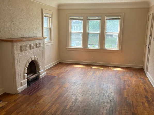 242 W High St #1, Jackson, MI 49203
