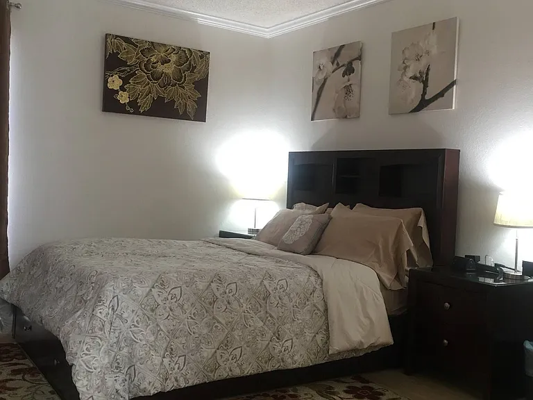 2313 Montrose Ave #6 — Photo 11