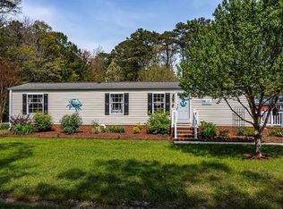 19 Harbor Rd, Reedville, VA 22539