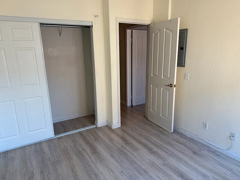 2930 Columbia St #D — Photo 6
