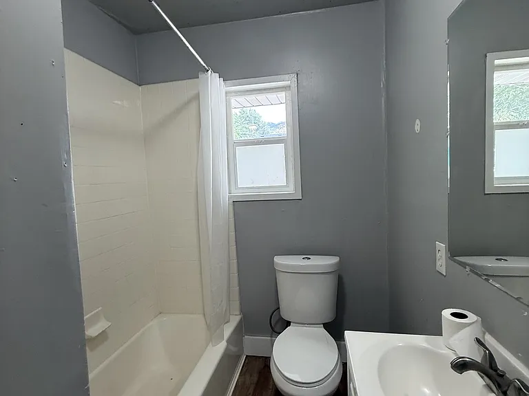 2634 Quincy Ave #5 — Photo 8