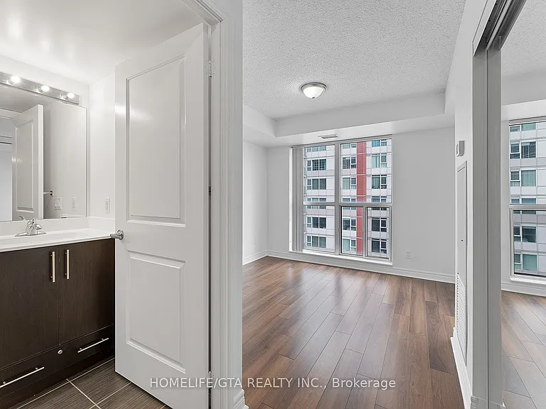 50 Town Centre Ct #1210 — Photo 16
