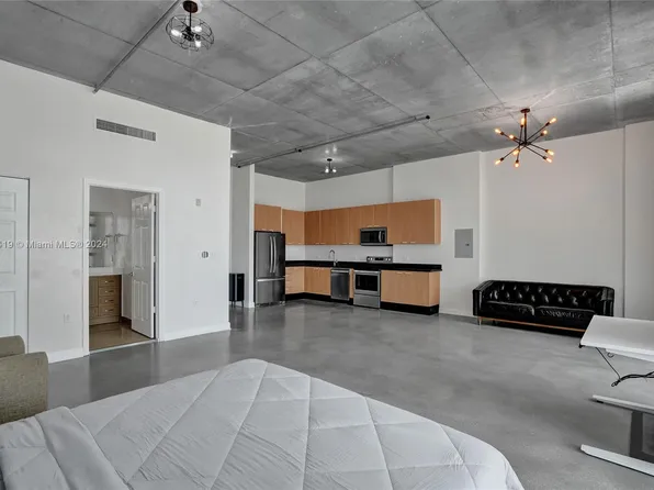 2100 Van Buren St APT 311, Hollywood, FL 33020