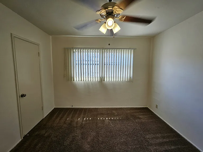 2729 W Victory Blvd #29F — Photo 6