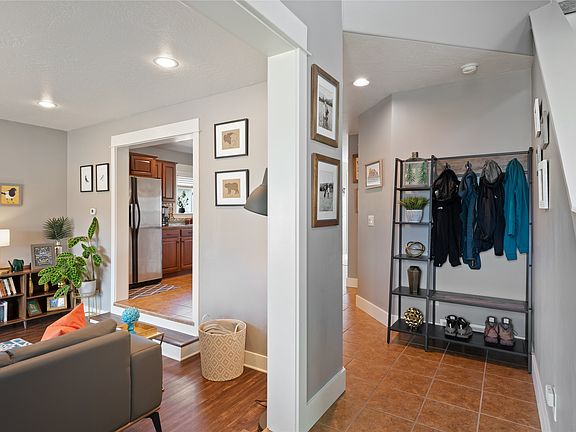 4th image of 2434 Riata Rd