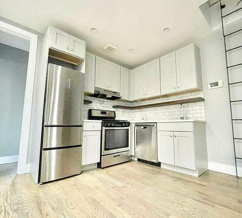 1st image of 580 E 26th St #2C