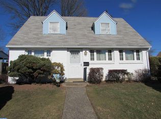 2611 Quaint St, Secane, PA 19018