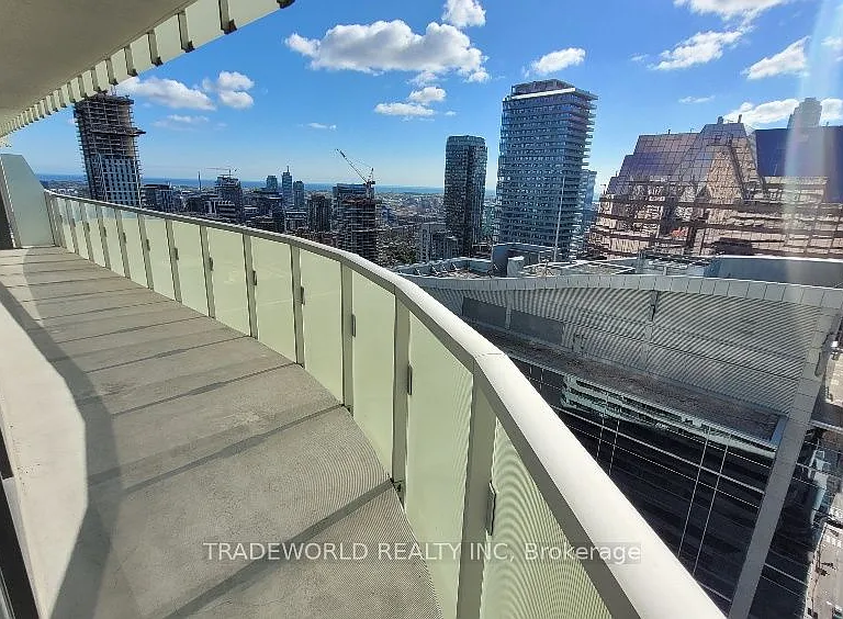 197 Yonge St #2909 — Photo 20