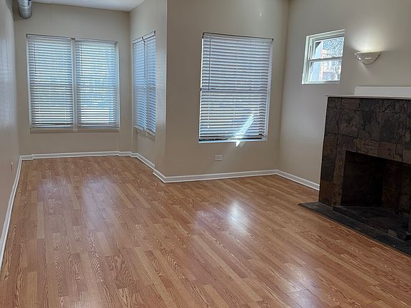 3rd image of 3538 S King Dr #1S