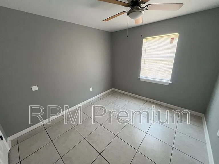 5143 Baker Blvd #B — Photo 13