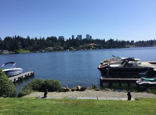 328 Overlake Dr E, Medina, WA 98039