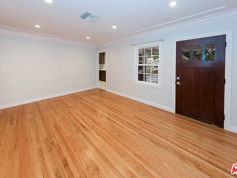 4184 Jackson Ave — Photo 4